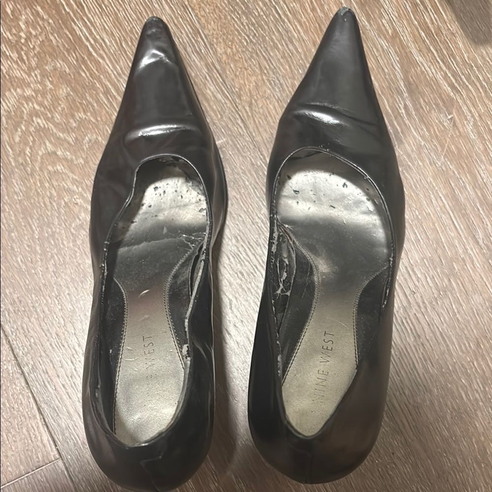 Nine West Black Heels Sleek Pointed-Toe Design